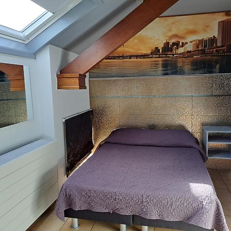 Le New Matinal Hotell La Louvière Exteriör bild