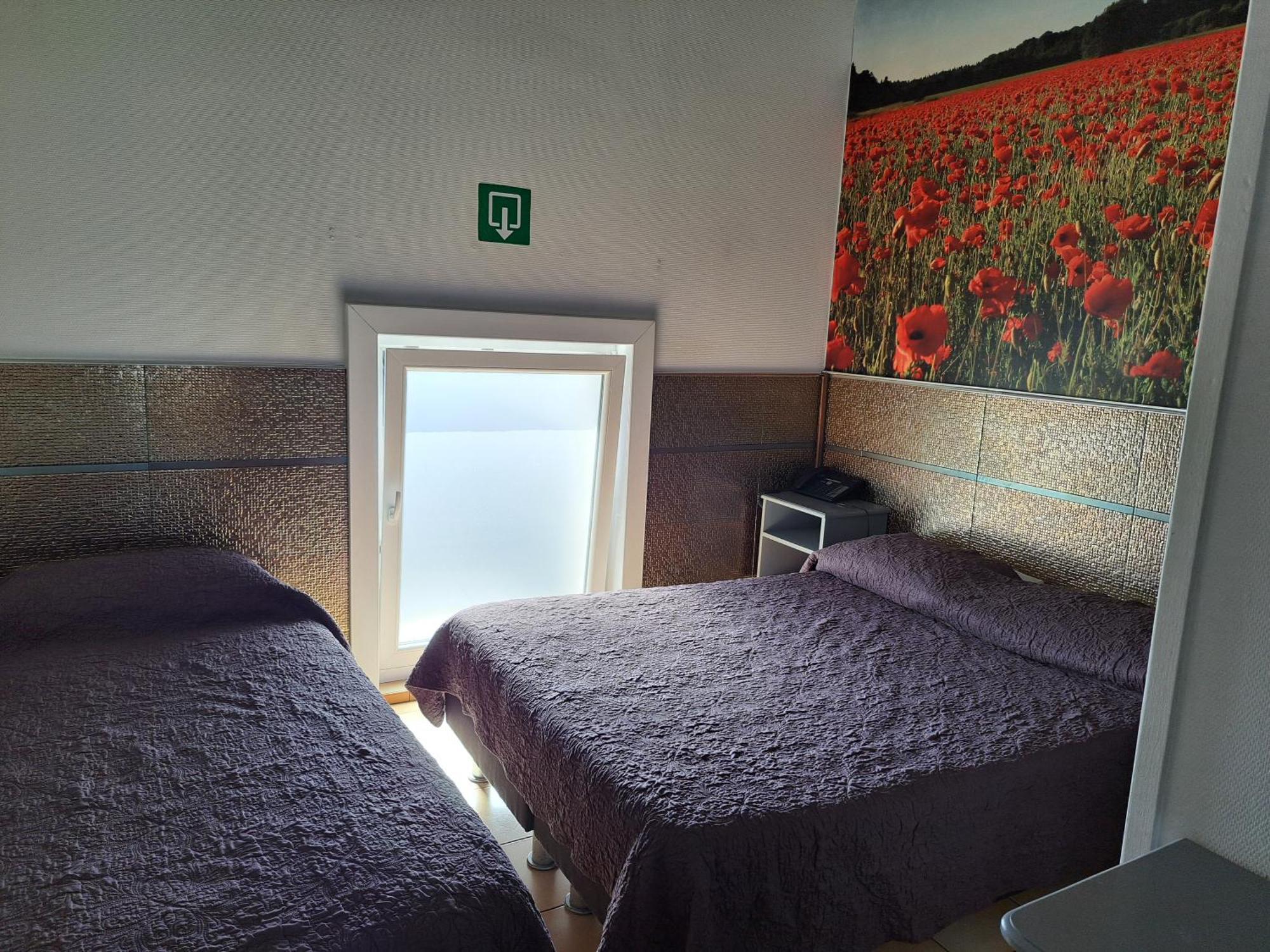 Le New Matinal Hotell La Louvière Exteriör bild